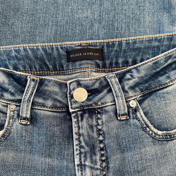 Silver Jeans Suki Flare Medium Wash Blue Jeans Size W30/L33 - Picture 10 of 12